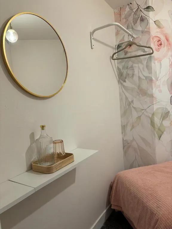 Shespace Apartrooms Krakow 0*,  Poland