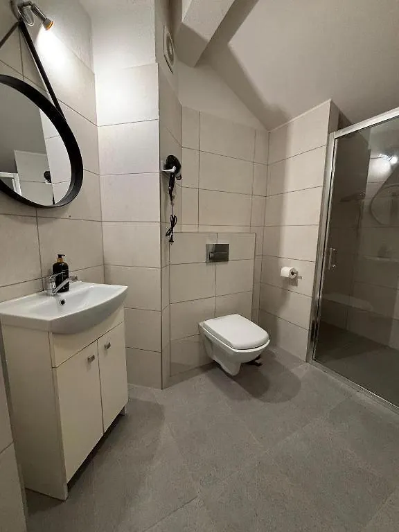 Shespace Apartrooms Kraków Hotel kapsułowy